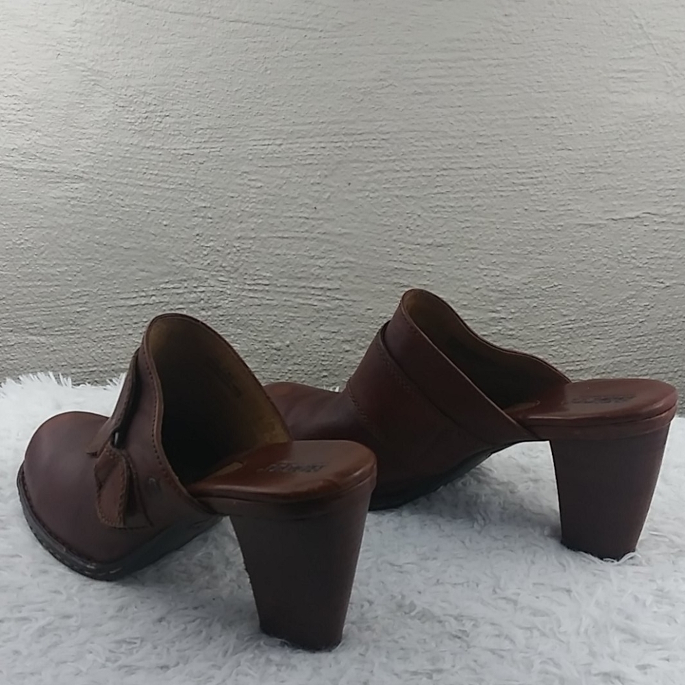 Born Handcrafted Footwear Brown Leather Upper Almond Toe Blocked Heel Clog Shoe - Picture 2 of 14